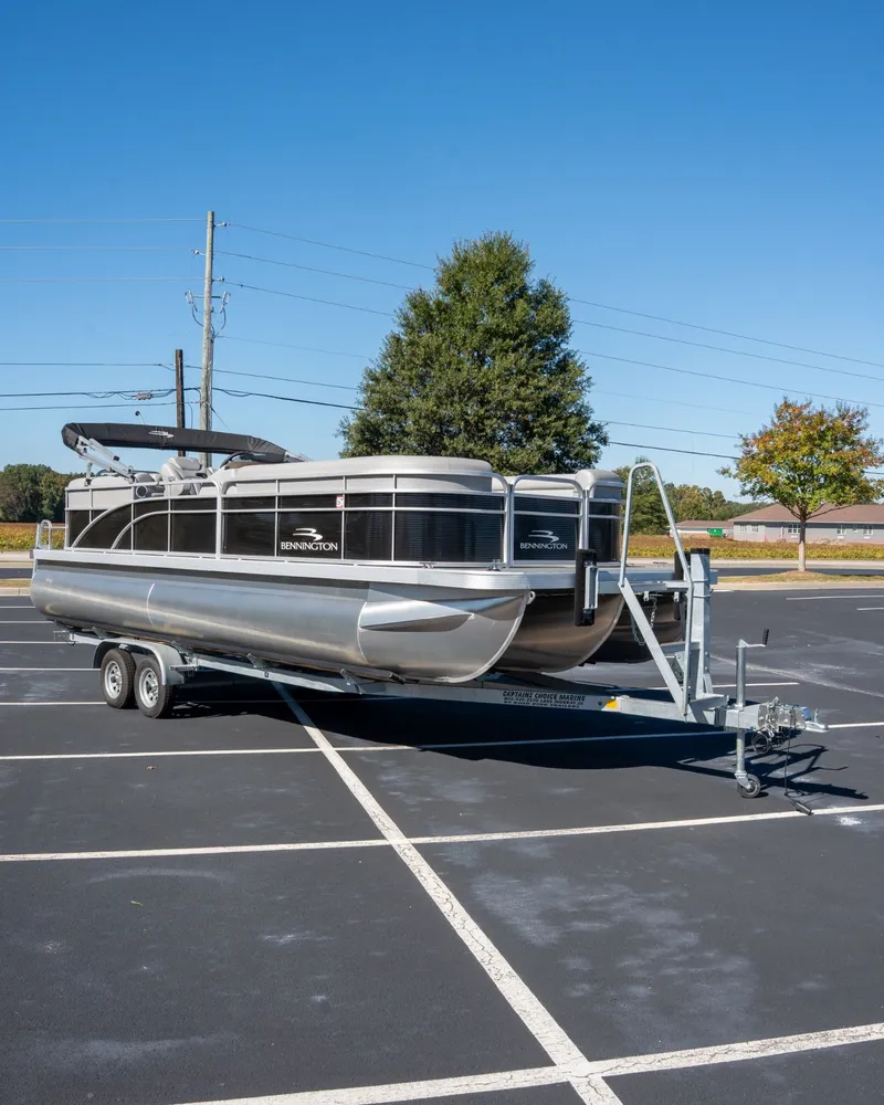 2023 Bennington 24 SVSR